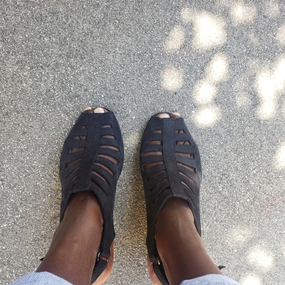 💋Munro Peep toe Sandals💯